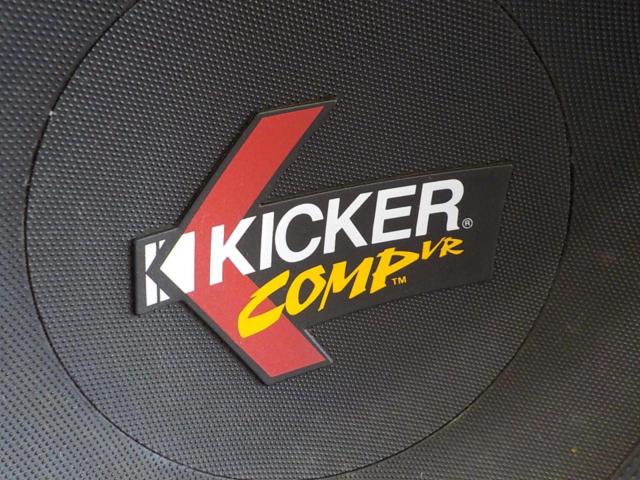 KICKER COMP VR C12VR BOX付き 2発 | カー用品 スピーカー サブウーハースピーカーBOX付を通販で購入する | 中古 ...