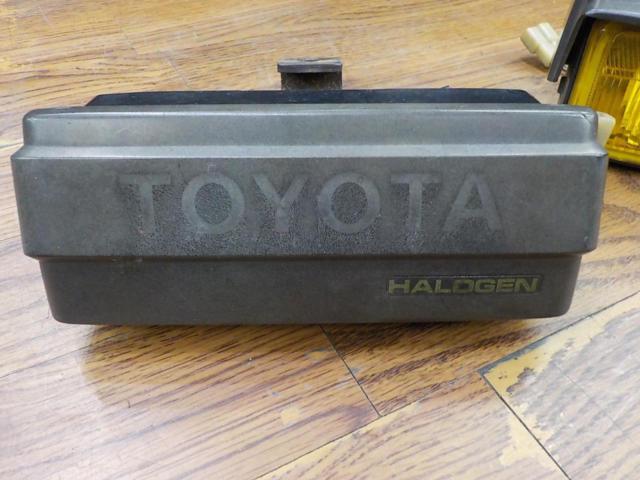 当時物】TOYOTA純正オプション オートカバー ハロゲンフォグランプ 