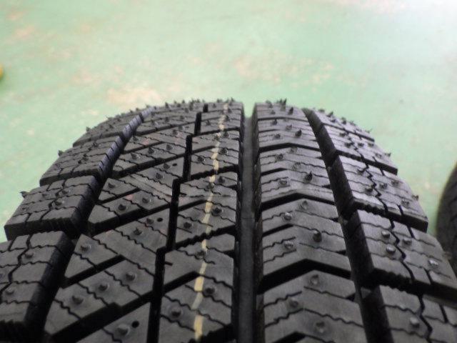 AUTOBACS SEVEN(オートバックスセブン) LEBEN(レーベン) TS7  + BRIDGESTONE(ブリヂストン) BLIZZAK VRX2