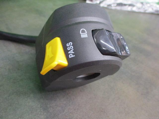 SUZUKI(スズキ) 純正左スイッチBOX GSR250(GJ55D) | バイク用品 電装品 スイッチ類(二輪)を通販で購入する | 中古 ...