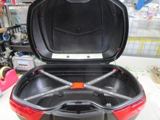 GIVI V47パニアケース やすっぽ シルバー