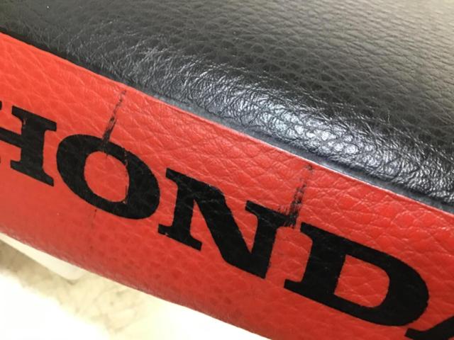 HONDA(ホンダ) XR100モタード純正 シート 1台分