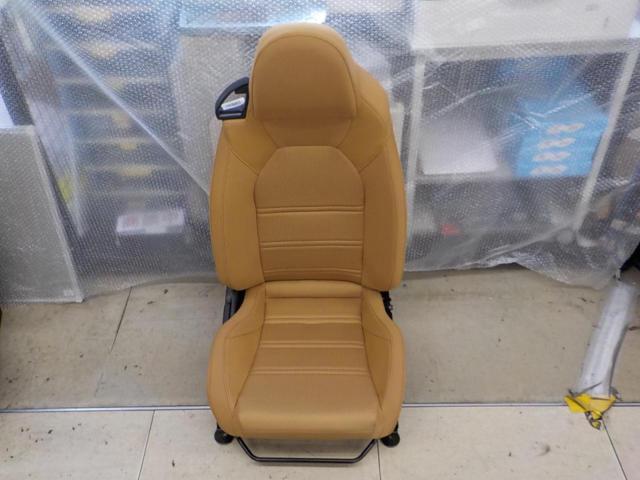 ダイハツ純正(DAIHATSU) コペン/LA400K純正シート 運転席側 | 目立った 