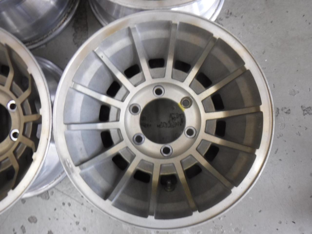 希少サイズ】ランクル 40系 アルミホイール 旧車 絶版 ワイド エンケイ 