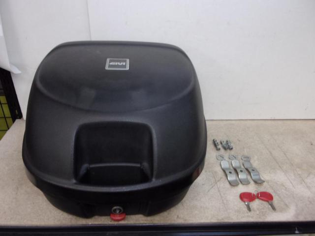 値下げしました!GIVI(ジビ) 汎用リアボックス モノロック E26ND 