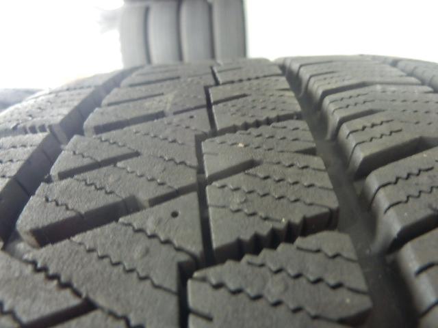 CRIMSON(クリムソン) Team SPARCO(チーム-スパルコ) BALLARE メタルグレー + BRIDGESTONE(ブリヂストン) BLIZZAK VRX2