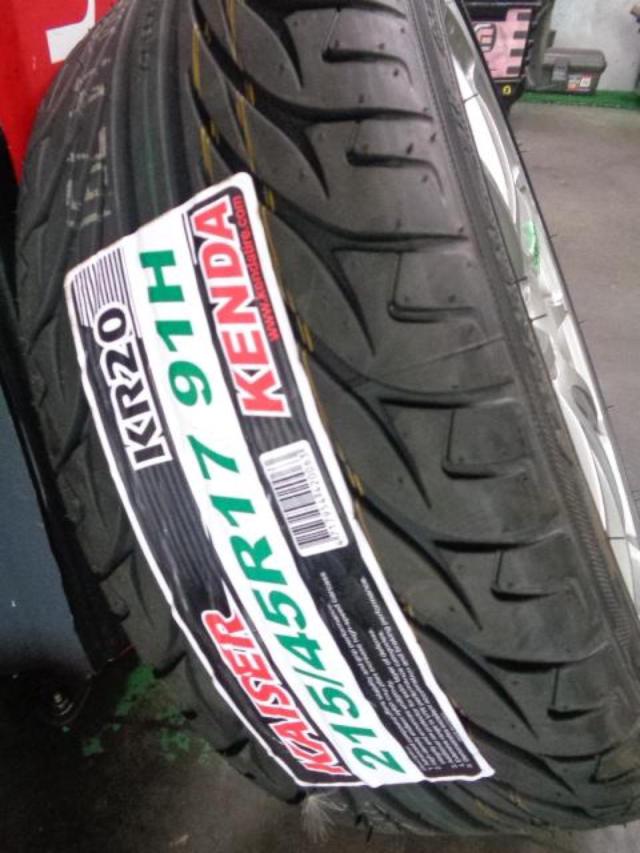 GT210-202S BRIDGESTONE(ブリヂストン) Prodrive(プロドライブ) GC-010E  + KENDA(ケンダ) KR20