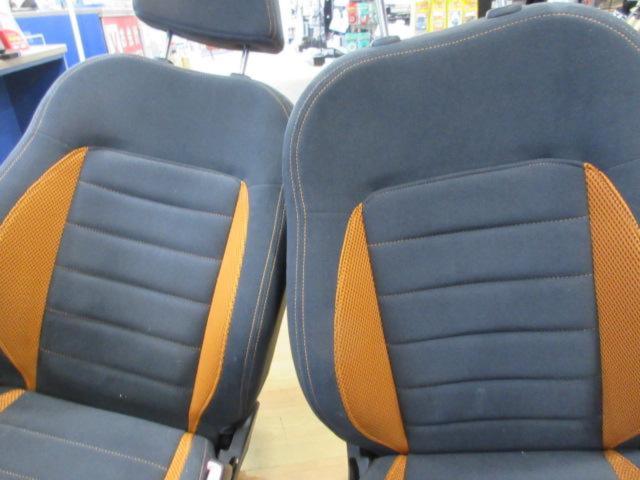 NISSAN(ニッサン) マーチ K12 SRグレード純正シート 左右セット | やや 