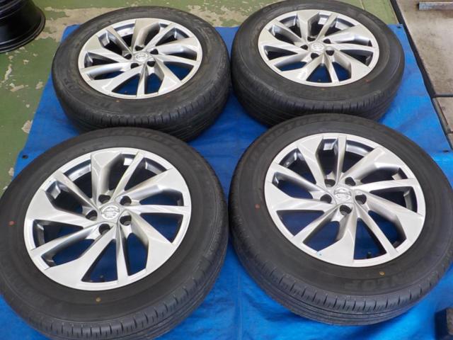 日産純正(NISSAN) エクストレイル T32 純正アルミホイール + DUNLOP 
