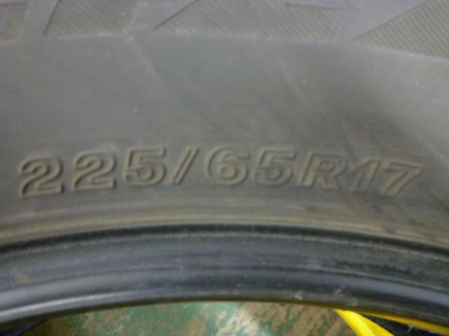 棚D NI2103-8025 BRIDGESTONE BLIZZAK DM-V2 1本