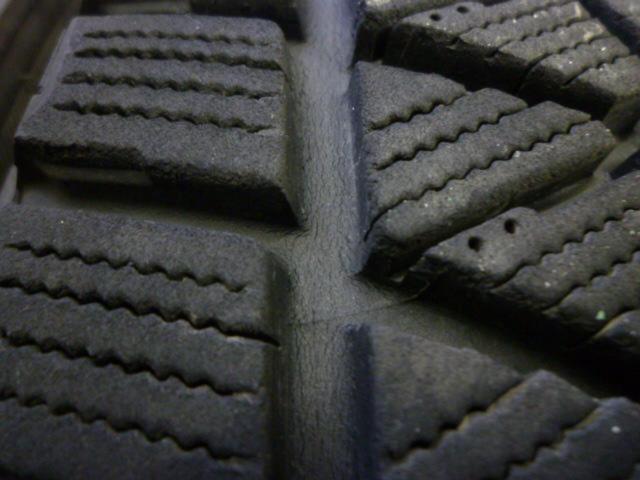 棚D NI2103-8026 BRIDGESTONE BLIZZAK DM-V2 2本