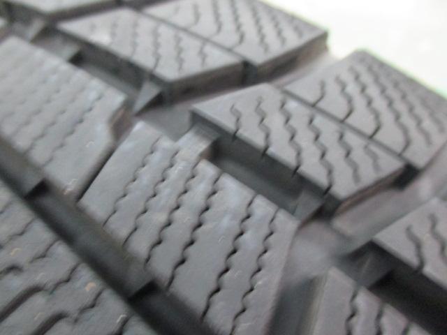 HOT STUFF(ホットスタッフ) CROSS SPEED(クロススピード) PREMIUM-10 (5HOLE)  + TOYO(トーヨー) Winter TRANPATH TX 4本セット