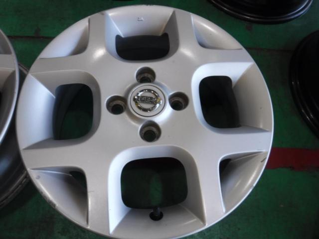 NISSAN キューブ 純正ホイール