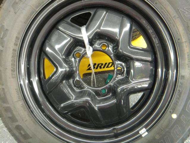 スズキ純正(SUZUKI)  JB64型ジムニー純正スチールホイール + BRIDGESTONE(ブリヂストン) DUELER H/T ※スペアタイヤ