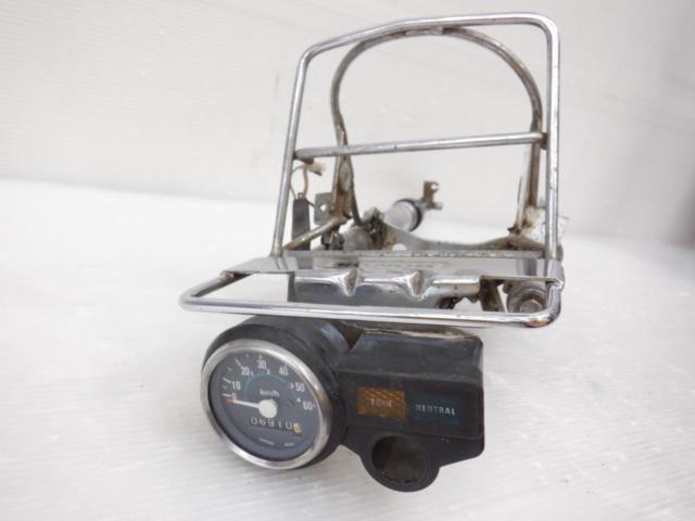 キャリア歪み有りHONDA 純正フロントフォーク フロントキャリア･メーター付き ゴリラ