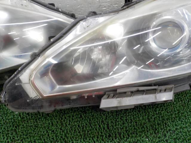 NISSAN ヘッドライト