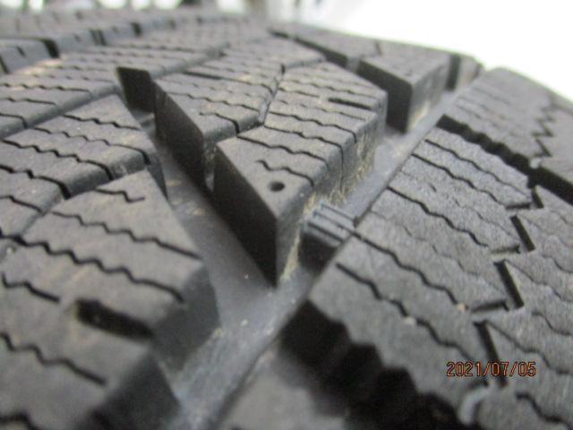 NIS2106-0064 BRIDGESTONE BLIZZAK VRX