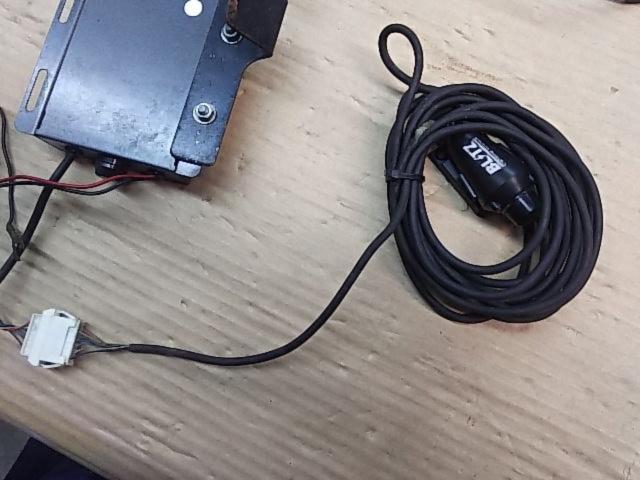 BLITZ
i-Burner
SPARK
LIGHTS
Eye burner
Spark light) (Strobe light)