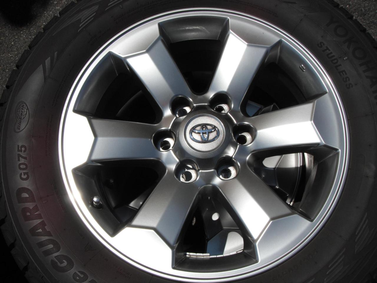 トヨタ純正(TOYOTA) ☆激レア☆ USトヨタ 4Runner純正ホイール 