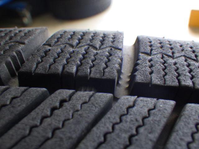BRIDGESTONE(ブリヂストン) BALMINUM(バルミナ) BR10  + BRIDGESTONE(ブリヂストン) BLIZZAK VRX  4本セット