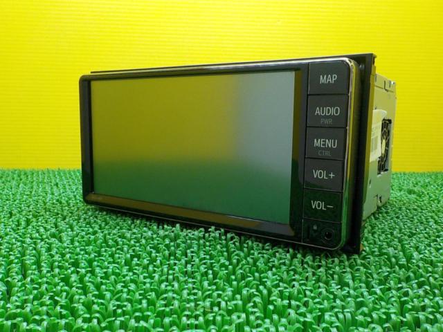 トヨタ純正(TOYOTA) NSLN-W68※DVD,TV,CD非対応 | やや傷や汚れあり