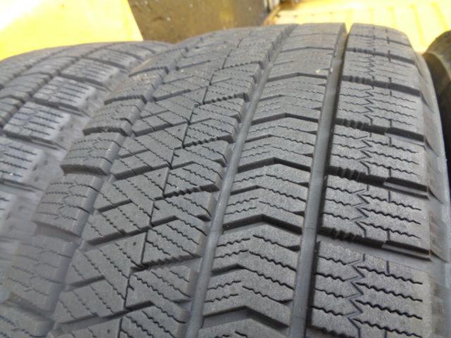 トヨタ純正(TOYOTA)  50系プリウス ツーリングセレクション純正ホイール  + BRIDGESTONE(ブリヂストン) BLIZZAK VRX2