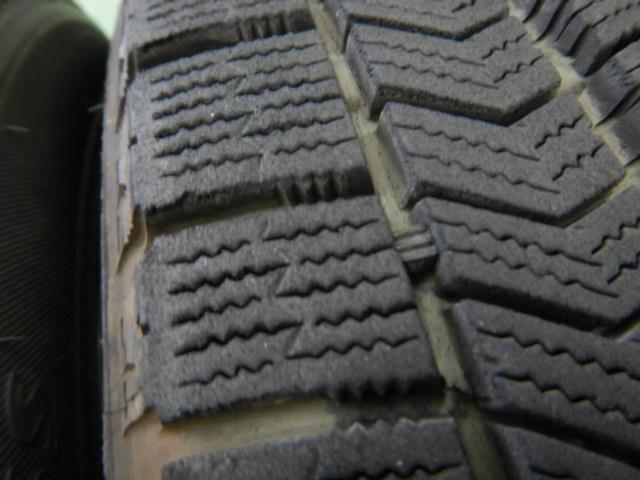 BRIDGESTONE(ブリヂストン) BALMINUM(バルミナ) TR10  + BRIDGESTONE(ブリヂストン) BLIZZAK VRX  4本セット
