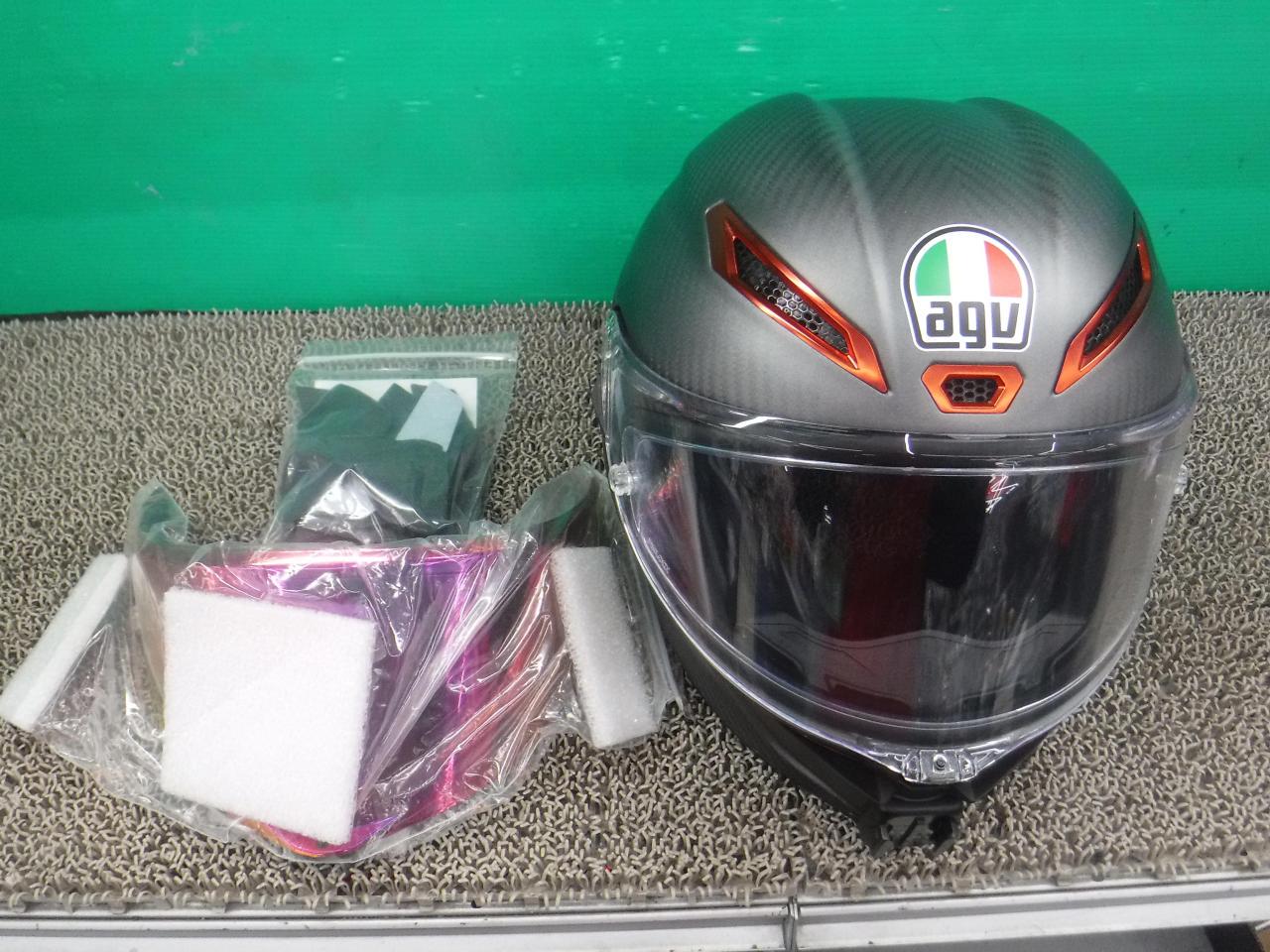 AGV Pista GP RR AG400-A♪値下げしました♪ | 目立った傷や汚れ無し 