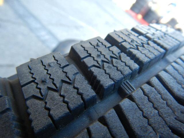 BRIDGESTONE(ブリヂストン) BALMINUM(バルミナ) VR5 (4HOLE)  + BRIDGESTONE(ブリヂストン) BLIZZAK VRX2