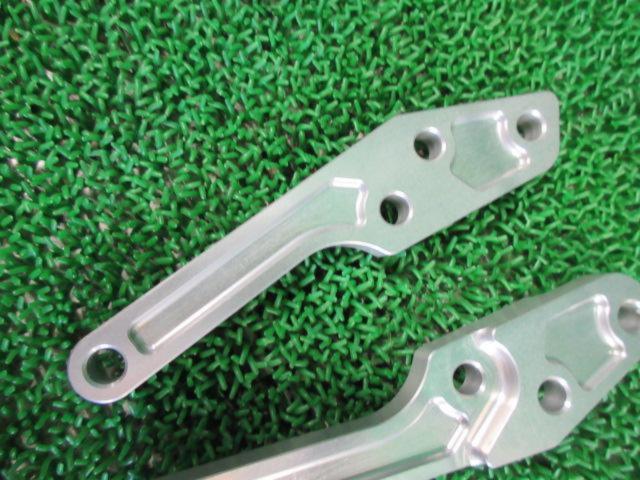 ◆ OHLINS (Orlins)
For upright fork
Brembo caliper support