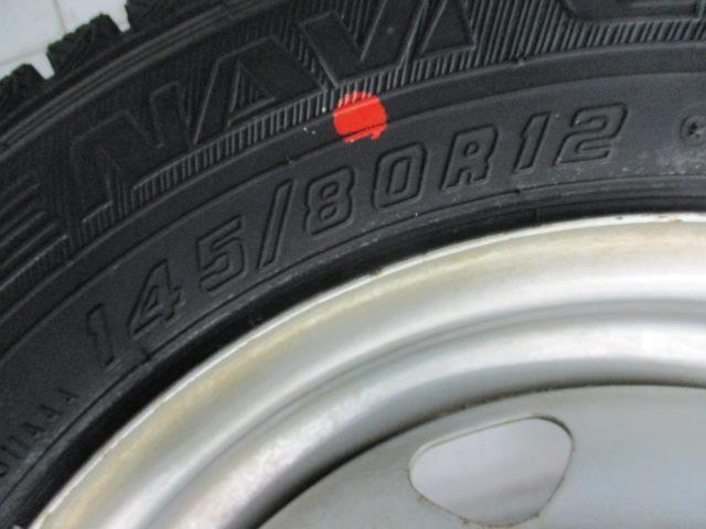 スチールホイール  + GOODYEAR(グッドイヤー) ICE NAVI CAROG