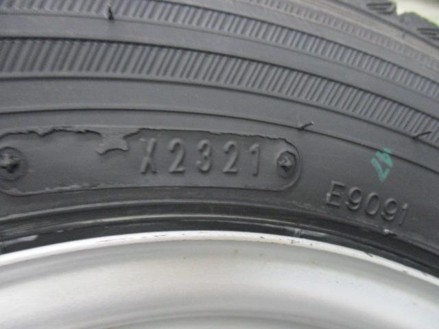 スチールホイール  + GOODYEAR(グッドイヤー) ICE NAVI CAROG