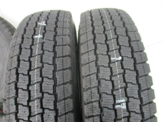 スチールホイール  + GOODYEAR(グッドイヤー) ICE NAVI CAROG