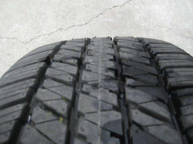 トヨタ(TOYOTA) ハイラックス GRスポーツ 純正ホイール + BRIDGESTONE 