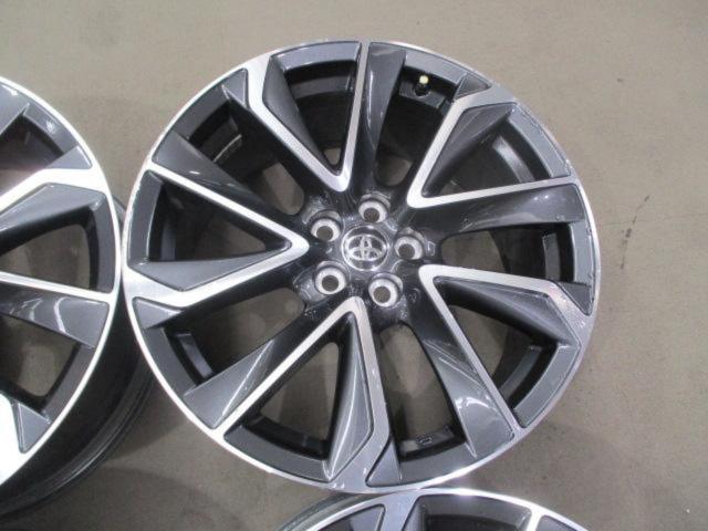 TOYOTA(トヨタ) カローラスポーツ GZグレード純正ホイール 4本セット 