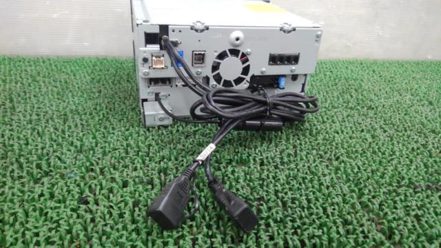 KENWOOD MDV-M906HD 7インチフルセグメモリーナビゲーション