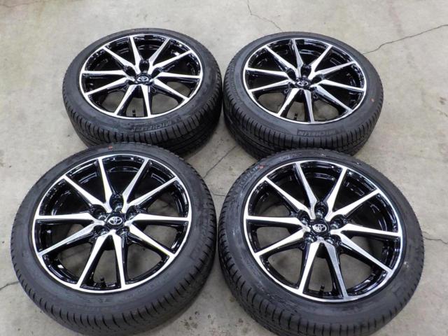 215-55-17 スタッドレスタイヤ新品4本トヨタ純正ホイール（中古）