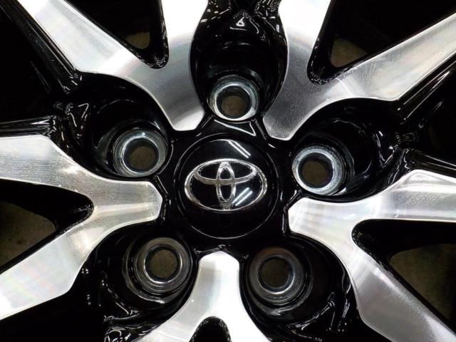 トヨタ(TOYOTA) GR86 SZグレード 純正ホイール + MICHELIN PRIMACY HP 