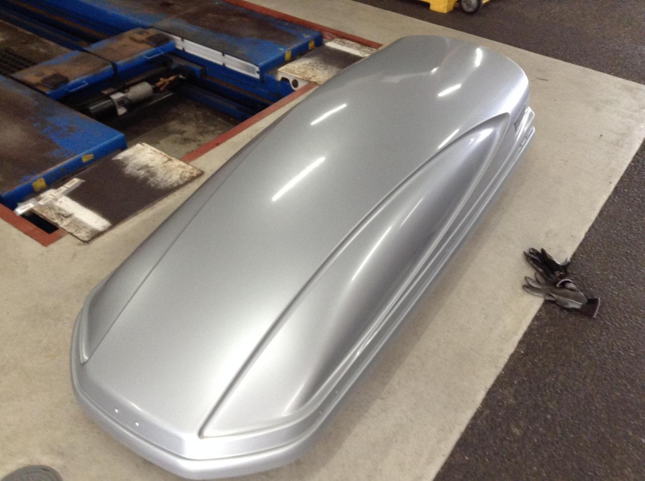 THULE スーリー アトランティス780とウイングレール MINI(ミニ) 替わろ 