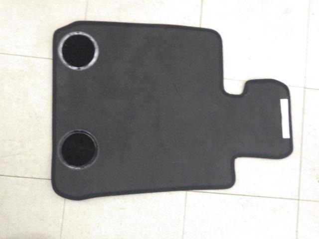 NI2201-3043 BMW F20 純正フロアマット