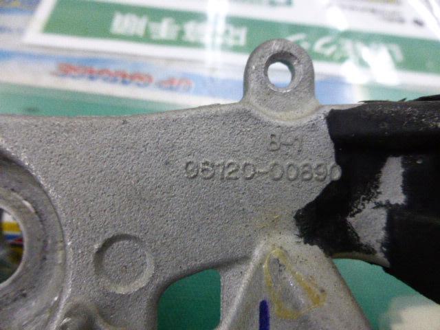 NI2202-6069 MOMO レザ/ウッドコンビステアリング