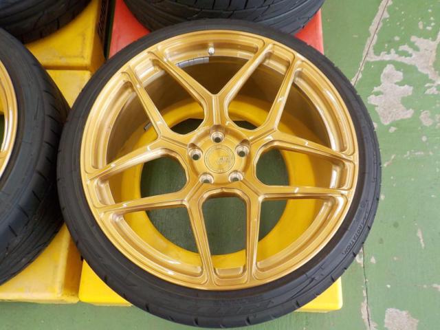 BC FORGED  RZシリーズ RZ053 ブラッシュシャンパンゴールド + NITTO(ニットー) NT555