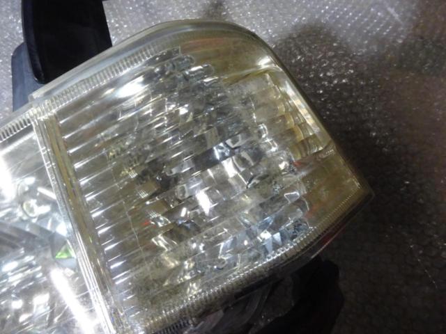 NI2203-7031 HONDA GK1/GK2モビリオスパイク純正HIDヘッドライト 左右セット