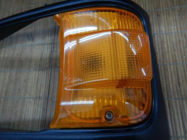 NI2203-9086 DAIHATU S110Pハイゼットトラック純正ヘッドライト周り+ウィンカー
