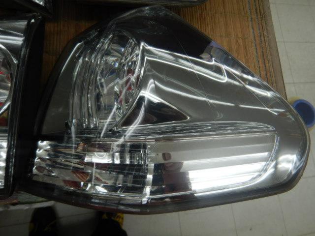 NI2204-9042 TOYOTA 30ハリアー純正テール 左右