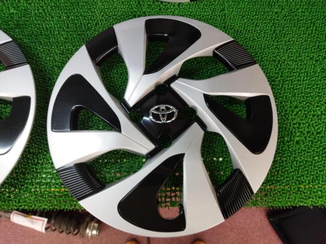 トヨタ(TOYOTA) 純正ホイールキャップ 42602-52680 4枚セット アクア 