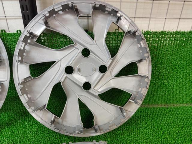 トヨタ(TOYOTA) 純正ホイールキャップ 42602-52680 4枚セット アクア 