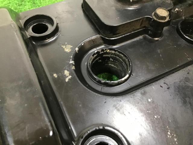 【値下げ!】KAWASAKI(カワサキ) ZZR1100 D型純正シリンダーヘッドカバー 1台