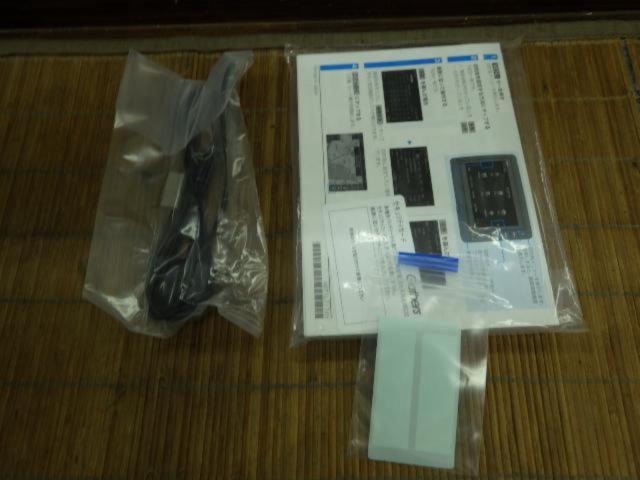 Gathers VXU-227NBi  8インチプレミアムインターナビ 未使用品