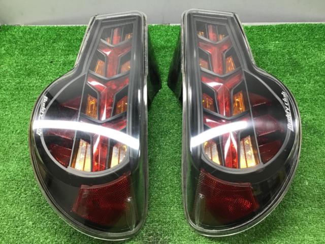 ジャンク】【売り切り値下げ!】 Buddy Club 86/BRZ(ZN6/ZC6) LED 